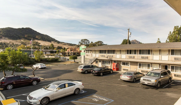 San Luis Inn and Suites Gallery - Parking